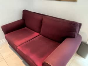 Two seater freedom couch in good condition