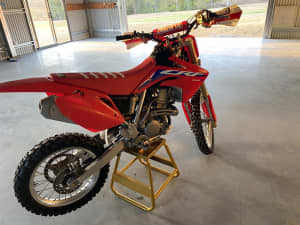 Low hrs 2022 crf150 RBI’s