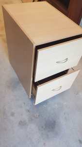 Filing cabinet, 2 drawer