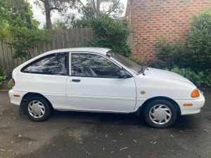 1996 Ford Festiva TRIO 3 SP AUTOMATIC 3D HATCHBACK