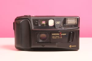 Yashica Kyocera T Scope T3 35mm Film Camera w Zeiss 35mm 2.8 Lens