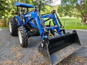 Tractor with Front End Loader -NEW HOLLAND - TT3.50