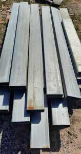 Steel posts (17)