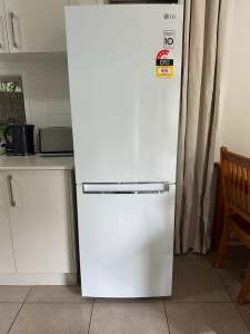 Brand new LG fridge freezer for sale cheap