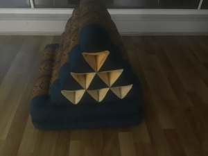 Thai 2 fold triangular floor cushion