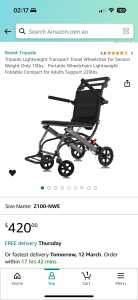 Lightweight travel wheelchair