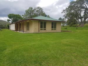 3 bedroom, 1 bath home on acreage for rent near Grafton, NSW