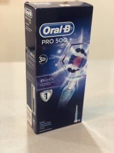 Oral-B Pro 500 3D White Electric Toothbrush Powered By Braun
