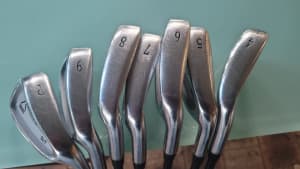 Single length golf irons