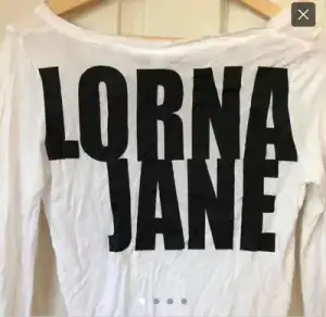 Ladies Lorna Jane t-shirt