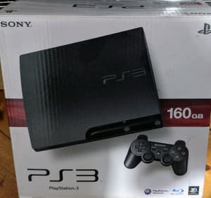 Sony PS3 Slim console, 2 controllers, move, camera, 7 games 10 movies