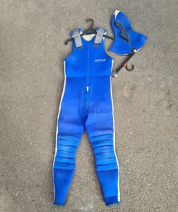 Neptune wetsuit and hood in good condition