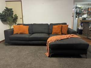 Legit seller/ FREE DELIVERY /AMART COUCH