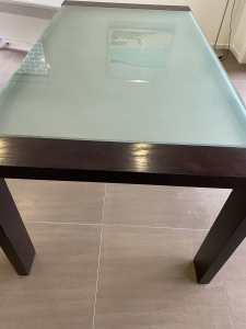 6 seater Dining Table