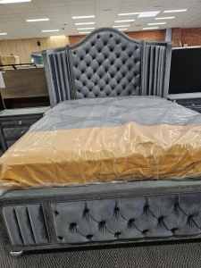 Queen majestic bed plus 2 bedside tables