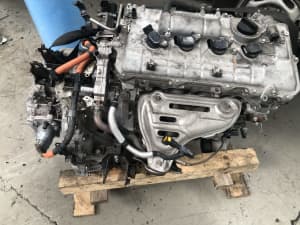 Hybrid engine 1.8 and transmission for Prius/ Lexus CT200h/ Corolla