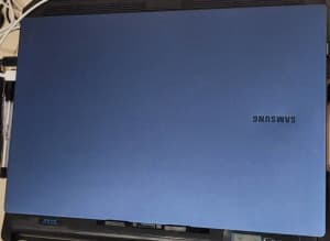 Samsung Galaxy Book Pro Laptop Computer 15.6inch, i5 11th Gen, 8GB RAM