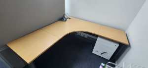 5 Office Corner desks available some with separators great condition