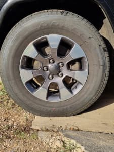 Genuine Jeep Wrangler Overland wheels & tyres fit WK2 Grand Cherokee