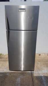 WESTINGHOUSE 421LTS STAINLESS STEEL TOP MOUNT REFRIGERATOR