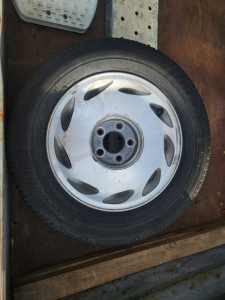 Ford fairlane nc rim and tyre x1 