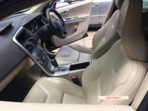 volvo xc60 front seat left or right ,beige leather,dz 2009 onward