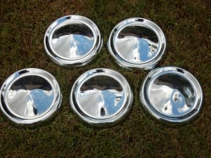 Ford Falcon XP smooth edge no FORD Pressing Hubcaps x 5