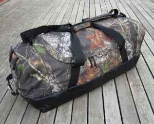 REDHEAD LARGE Camo Duffle Bag Camoflage Carry Camping Hunting Travel