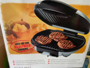 Breville electric grill New in box