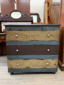 Lovely lowboy or chest of drawers