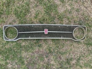 Fiat 128 rally grille with badge and trim 