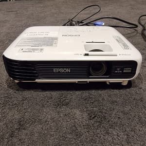 Epsom LCD Projector EB-W130 - H718B