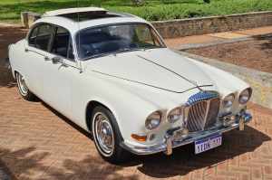 1969 Daimler Sovereign Jaguar 420