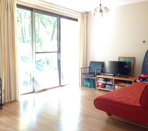 Lane Cove Furnished room, express bus to city, Chatswood, St Leonards