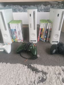 3x xbox 360s for sale and games