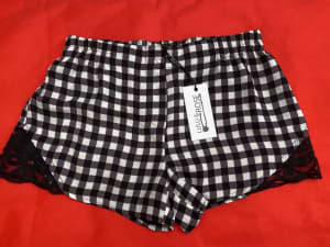 Lulu & Rose Check mate black and white shorts with lace size Small.