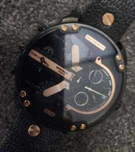 Diesel Mr. Daddy 2.0 Mens Watch - Black and Rose-Gold

