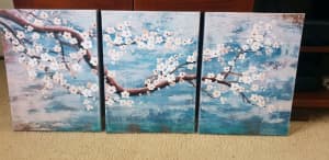 Set of 3 painted canvas artwork