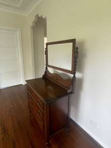 Antique oak dressing table with mirror