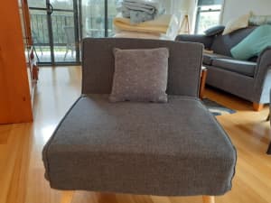 Wanted: Single Sofa bed chair with cushion and topper in excellent condition