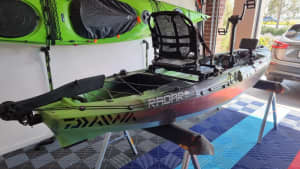 Wilderness Systems Radar 115 Fishing Kayak with 2x Helix Pedal Drives