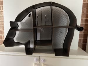 Pig Display Stand