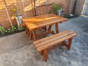 1100x780 outdoor setting made from 90x40 solid timber.please read ad