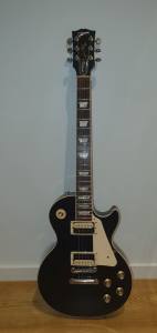 2020 Gibson Les Paul Classic - Ebony