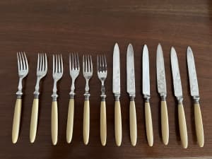 Silver EPNS cutlery set