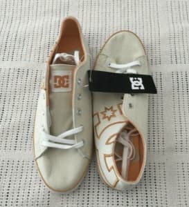 Women's DC CLEO Shoes ~UK/AU 7 - US Size 9~Brand New with tags
