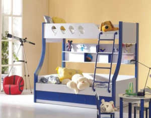 Bunk bed queen size bottom with single top with 3 draw storage