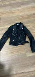 Crop leather jacket