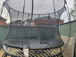 Springfree trampoline