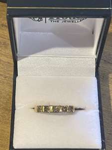 18ct or 750 Gold 5 Princess Cut Diamond Eternity Ring Size P